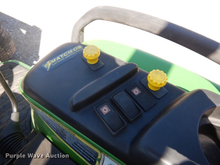 image for item DH0302 2003 John Deere 4410 MFWD tractor