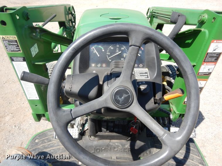 image for item DH0302 2003 John Deere 4410 MFWD tractor