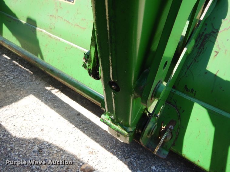 image for item DH0302 2003 John Deere 4410 MFWD tractor