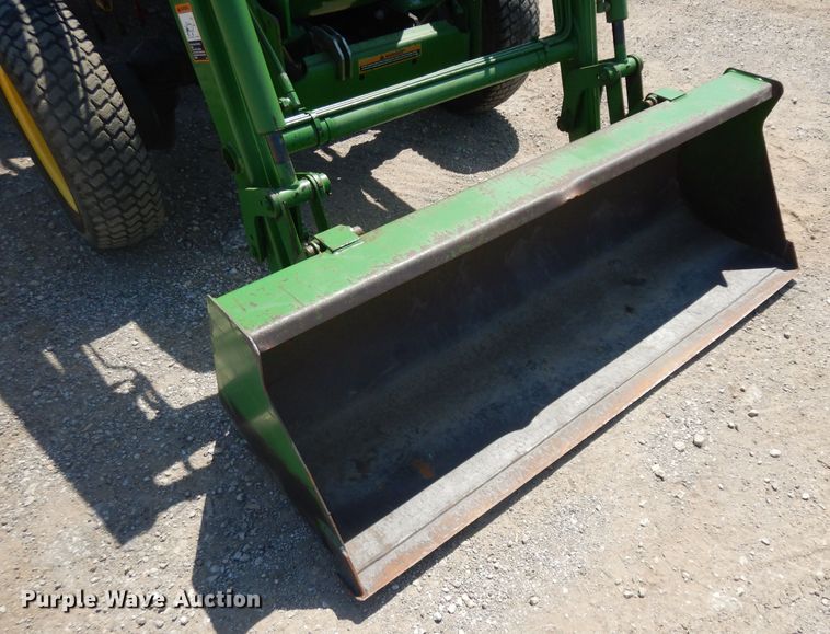 image for item DH0302 2003 John Deere 4410 MFWD tractor