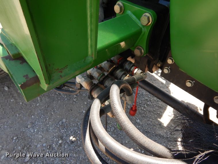 image for item DH0302 2003 John Deere 4410 MFWD tractor