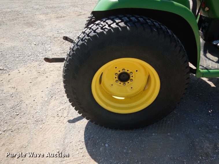 image for item DH0302 2003 John Deere 4410 MFWD tractor