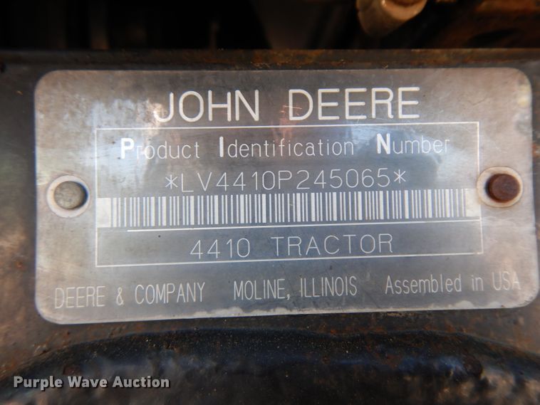 image for item DH0302 2003 John Deere 4410 MFWD tractor