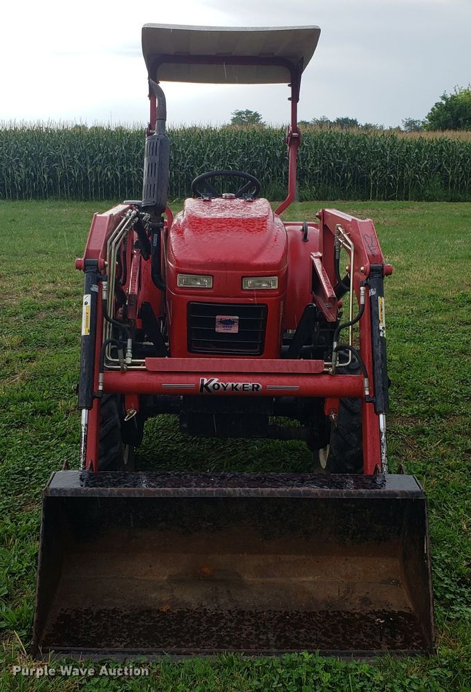 image for item DH4557 Farm Pro 2425 tractor