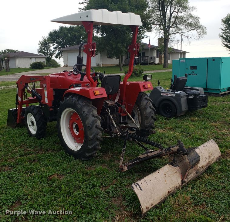 image for item DH4557 Farm Pro 2425 tractor