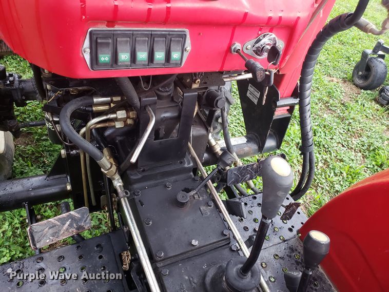 image for item DH4557 Farm Pro 2425 tractor