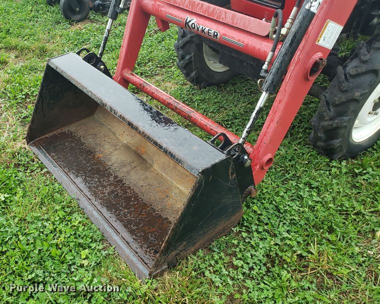 image for item DH4557 Farm Pro 2425 tractor