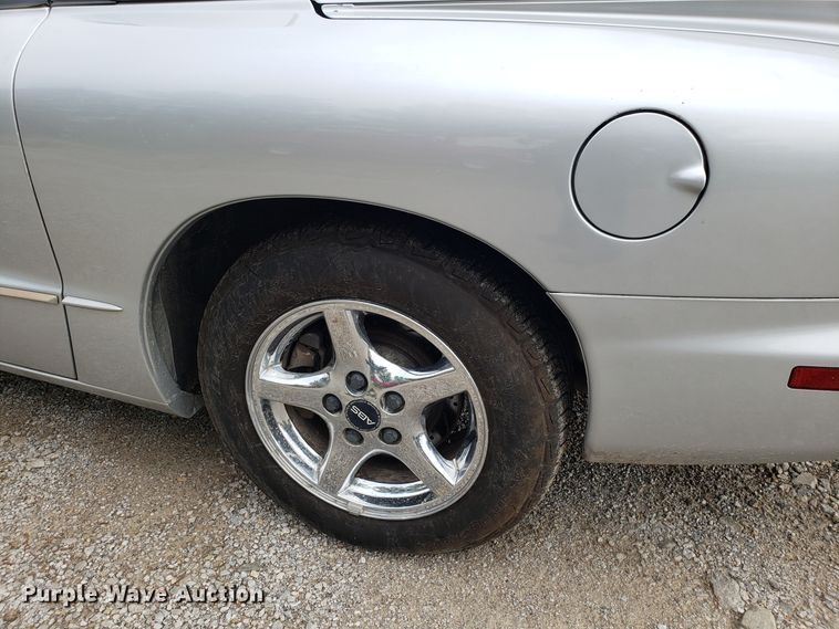 image for item DH4558 2002 Pontiac Firebird