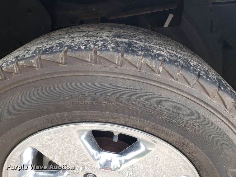 image for item DH4560 2005 Ford Explorer SUV