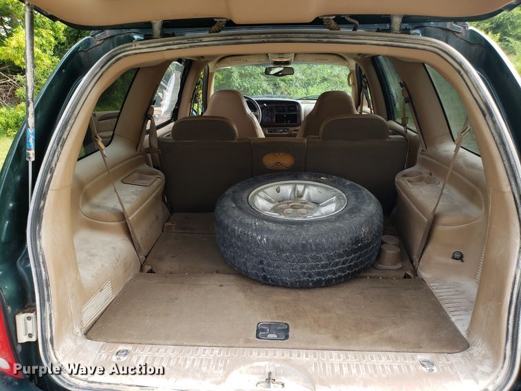 image for item DH4562 2000 Dodge Durango SUV