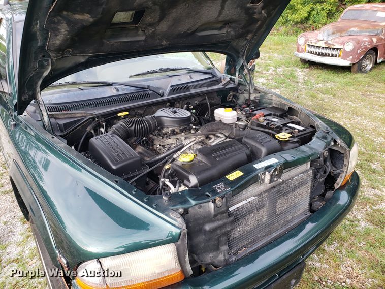 image for item DH4562 2000 Dodge Durango SUV