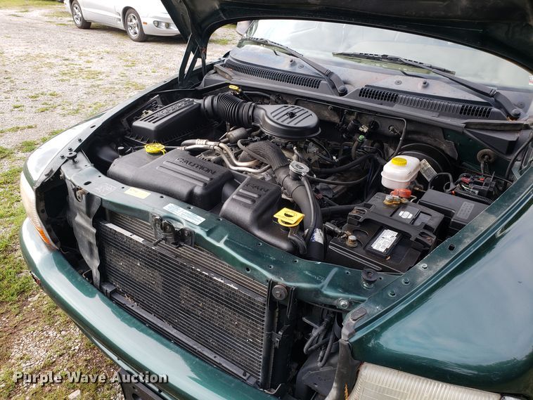 image for item DH4562 2000 Dodge Durango SUV