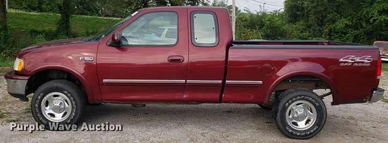 image for item DH4564 1997 Ford F150 SuperCab pickup truck