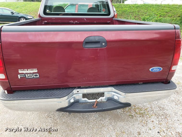 image for item DH4564 1997 Ford F150 SuperCab pickup truck