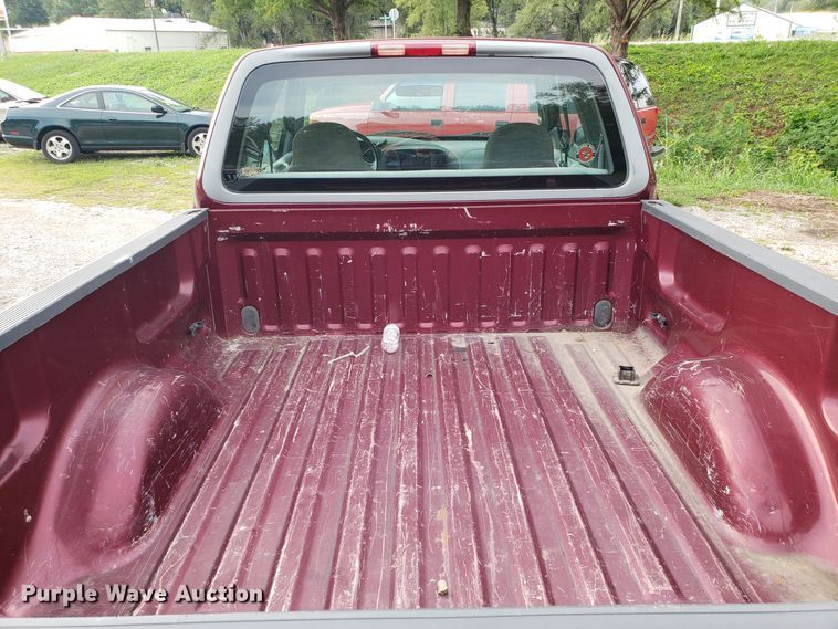 image for item DH4564 1997 Ford F150 SuperCab pickup truck