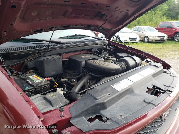 image for item DH4564 1997 Ford F150 SuperCab pickup truck