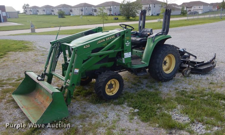 image for item DH6005 John Deere 4200 MFWD tractor