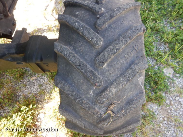 image for item DH6005 John Deere 4200 MFWD tractor