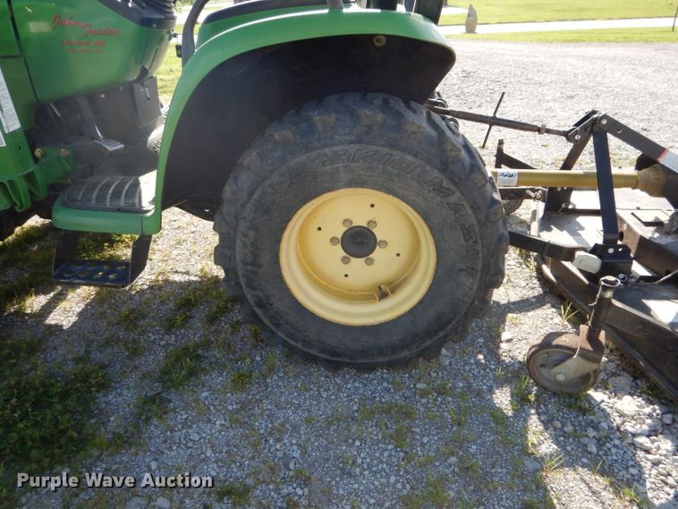 image for item DH6005 John Deere 4200 MFWD tractor