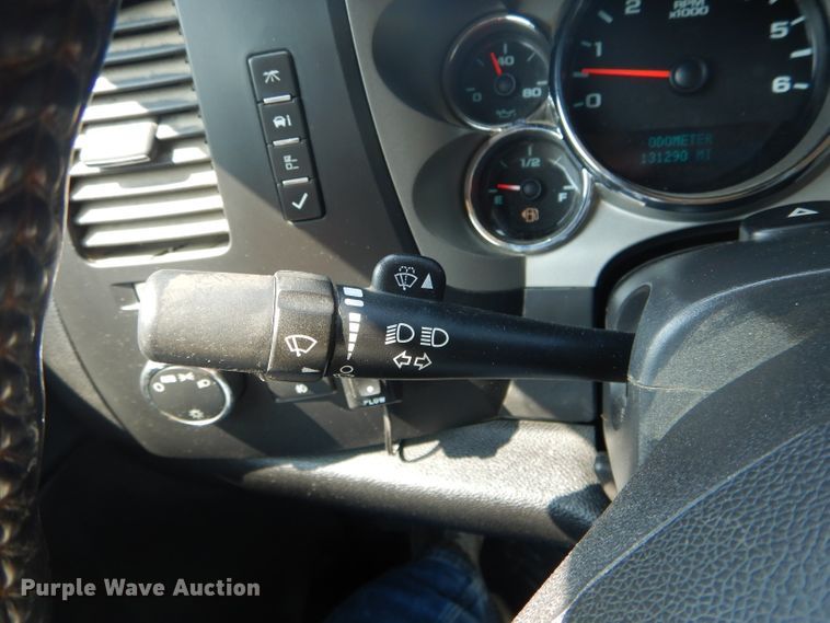 image for item DH6026 2008 Chevrolet Silverado 2500HD pickup truck