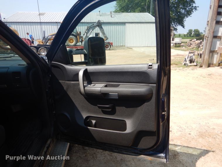 image for item DH6026 2008 Chevrolet Silverado 2500HD pickup truck