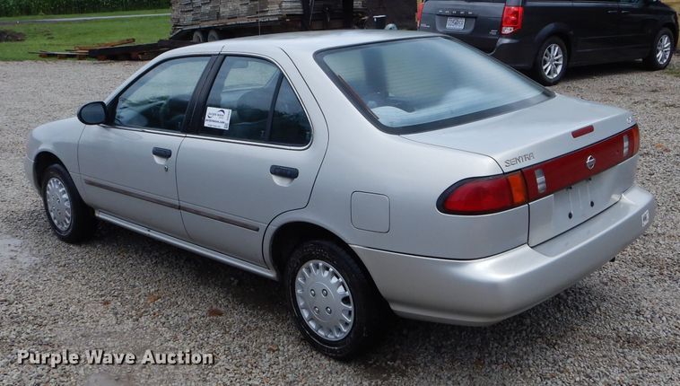 image for item DH6043 1995 Nissan Sentra GXE