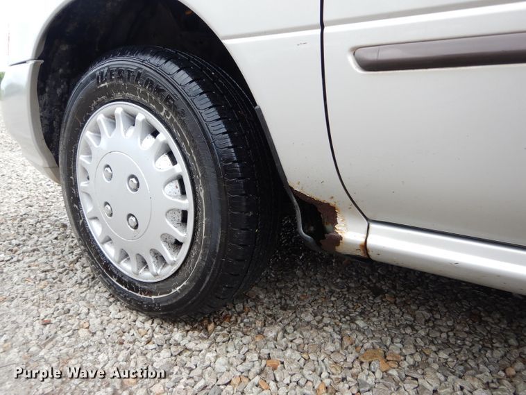 image for item DH6043 1995 Nissan Sentra GXE