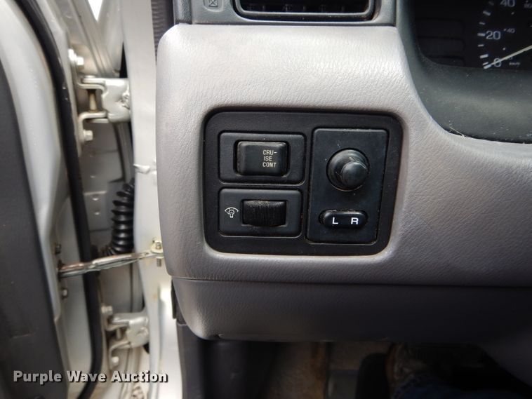 image for item DH6043 1995 Nissan Sentra GXE