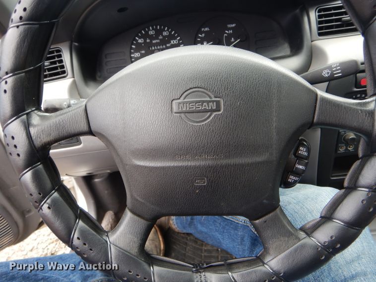 image for item DH6043 1995 Nissan Sentra GXE