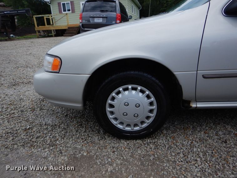 image for item DH6043 1995 Nissan Sentra GXE