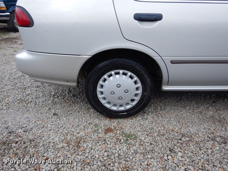 image for item DH6043 1995 Nissan Sentra GXE