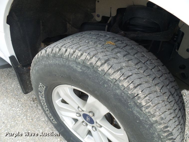 image for item DI0550 2015 Ford F150 SuperCab pickup truck