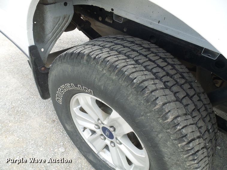 image for item DI0550 2015 Ford F150 SuperCab pickup truck