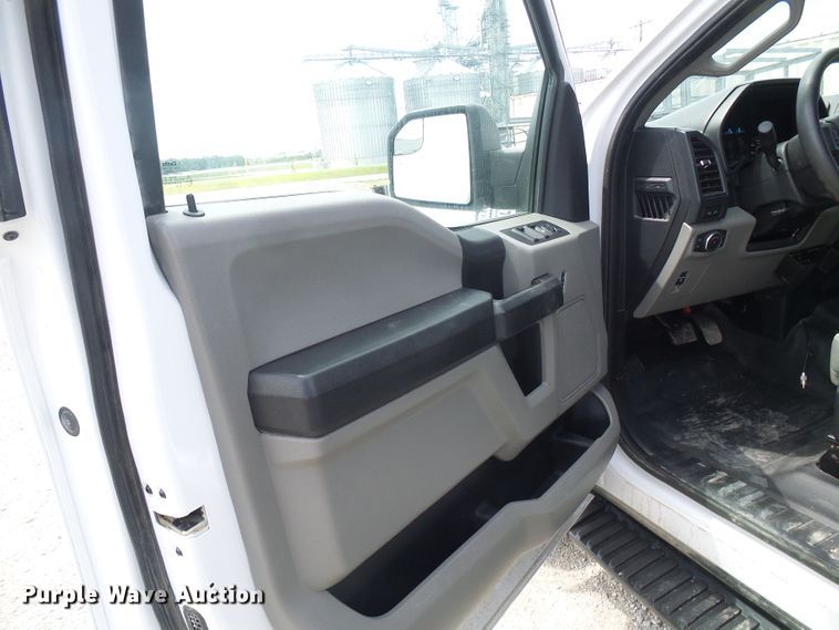 image for item DI0550 2015 Ford F150 SuperCab pickup truck