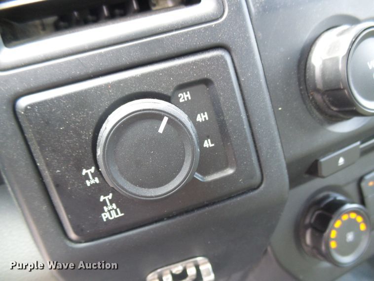 image for item DI0550 2015 Ford F150 SuperCab pickup truck