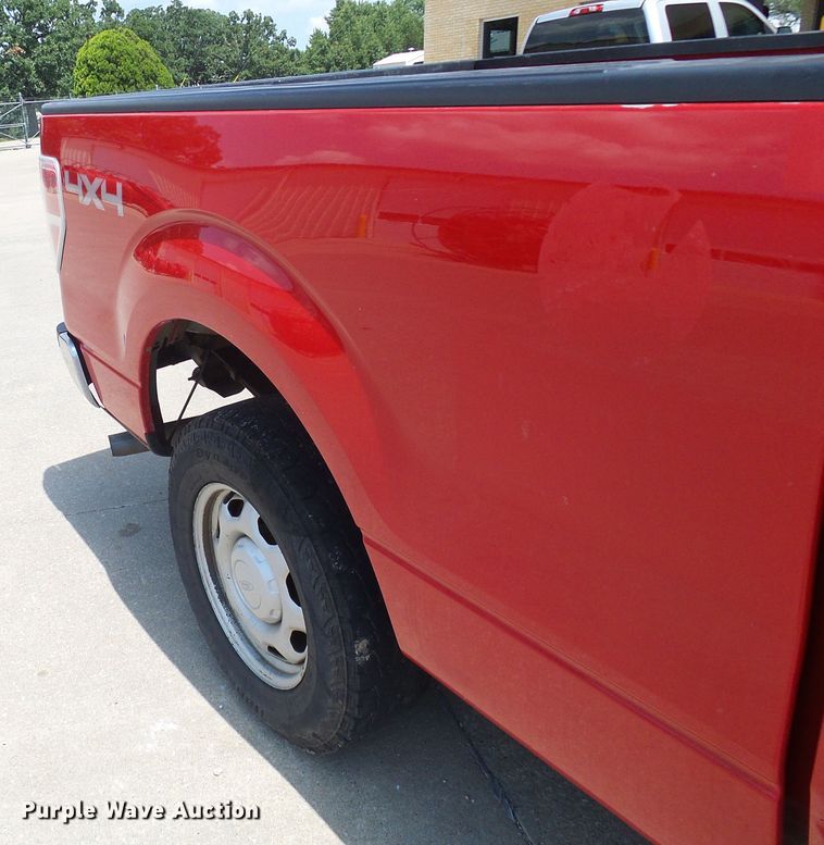 image for item DI0580 2013 Ford F150 SuperCab pickup truck