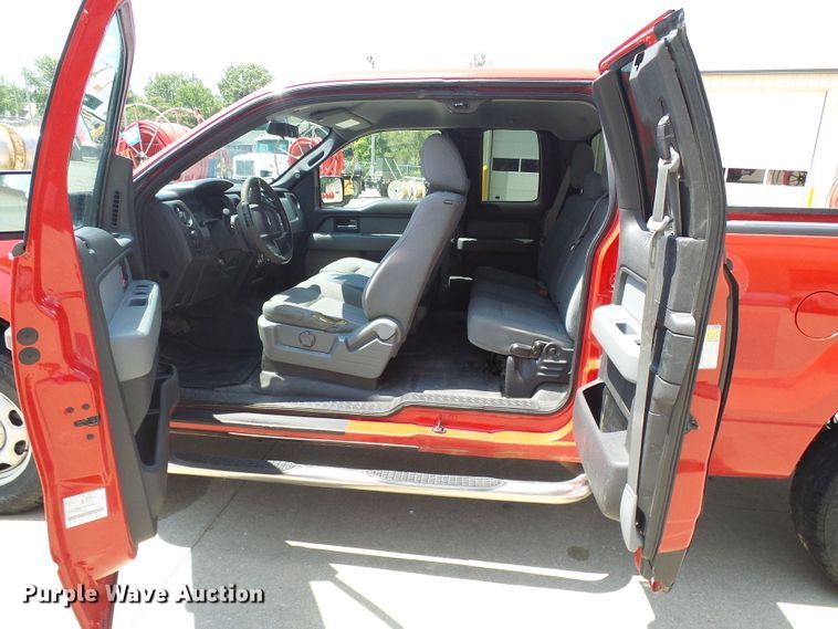 image for item DI0580 2013 Ford F150 SuperCab pickup truck