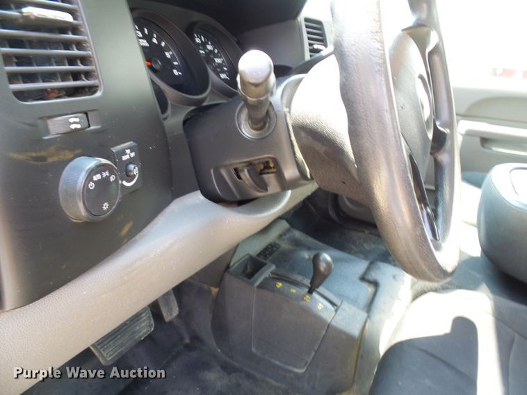 image for item DI0581 2011 Chevrolet Silverado 1500 Ext. Cab pickup truck