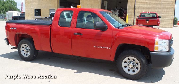 image for item DI0582 2008 Chevrolet Silverado 1500 Ext. Cab pickup truck