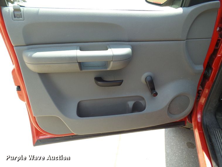 image for item DI0582 2008 Chevrolet Silverado 1500 Ext. Cab pickup truck