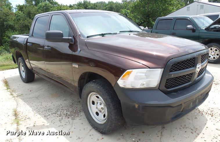 image for item DI0585 2013 Dodge Ram 1500 Crew Cab pickup truck