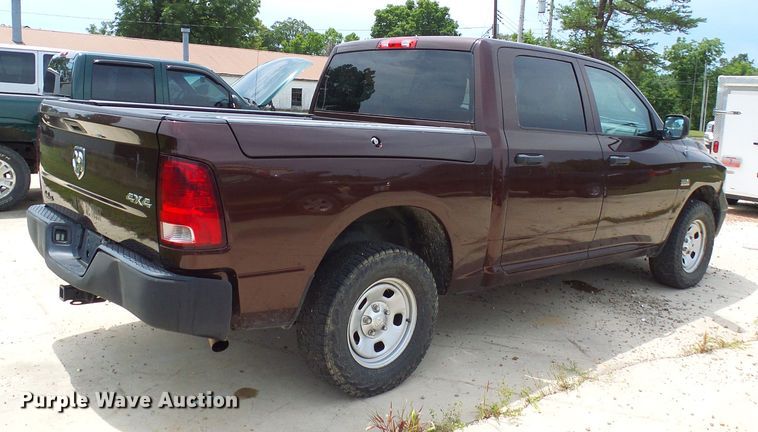 image for item DI0585 2013 Dodge Ram 1500 Crew Cab pickup truck