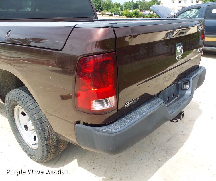 image for item DI0585 2013 Dodge Ram 1500 Crew Cab pickup truck