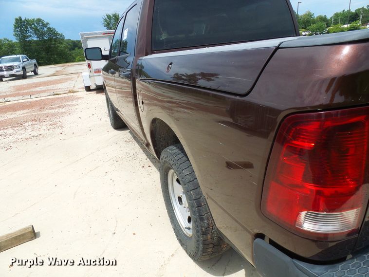 image for item DI0585 2013 Dodge Ram 1500 Crew Cab pickup truck