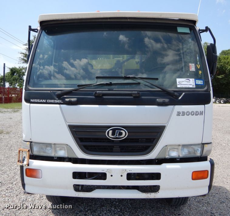 image for item DI1750 2010 UD Nissan UD2300 refuse truck