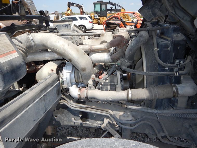 image for item DI1750 2010 UD Nissan UD2300 refuse truck