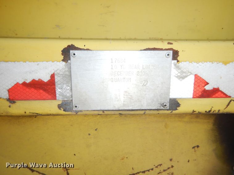 image for item DI1750 2010 UD Nissan UD2300 refuse truck