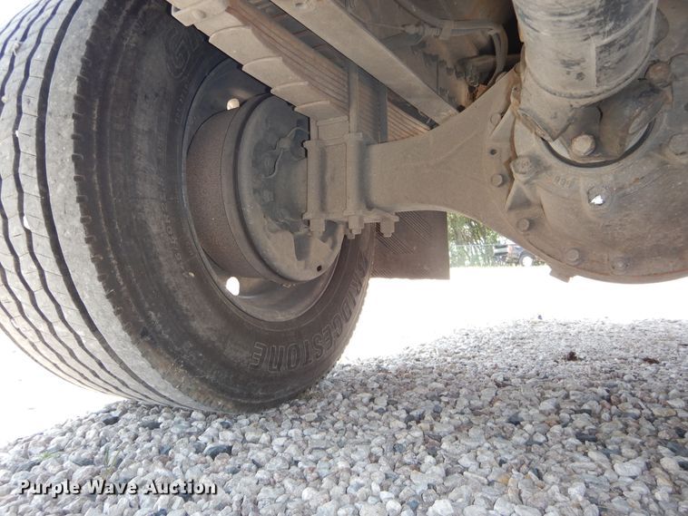 image for item DI1750 2010 UD Nissan UD2300 refuse truck