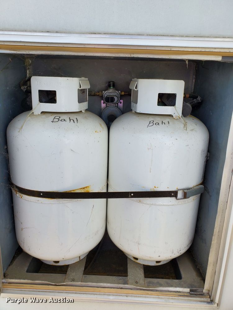 image for item DX9191 1999 Jayco 243RKS Eagle Series camper