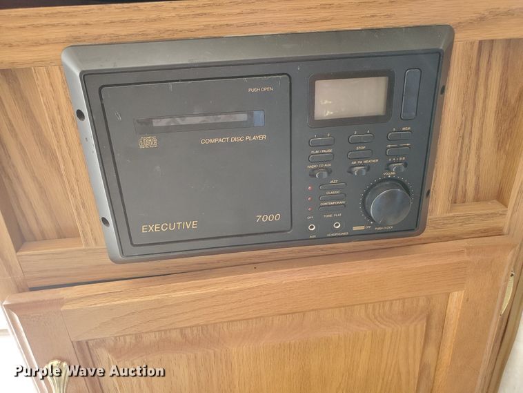 image for item DX9191 1999 Jayco 243RKS Eagle Series camper